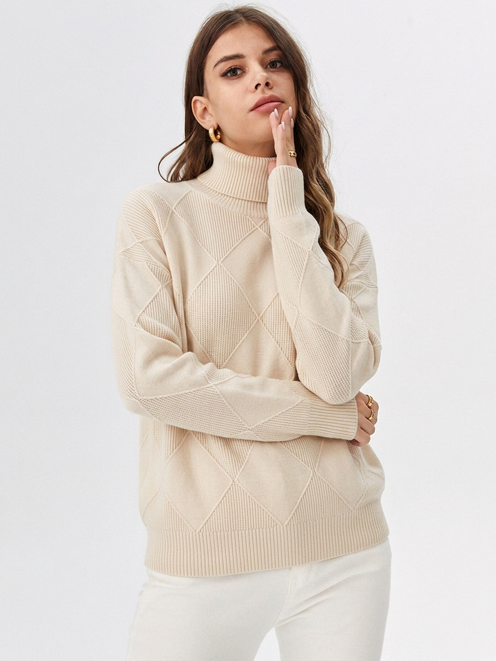 Women's Modern Oversized Ribbed Turtleneck Sweater